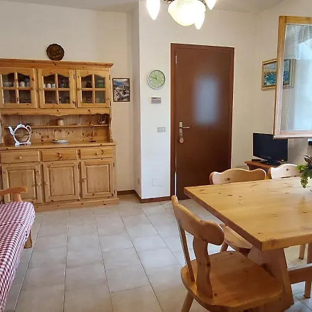 شقة Nel Castagneto-1 By Interhome Perledo